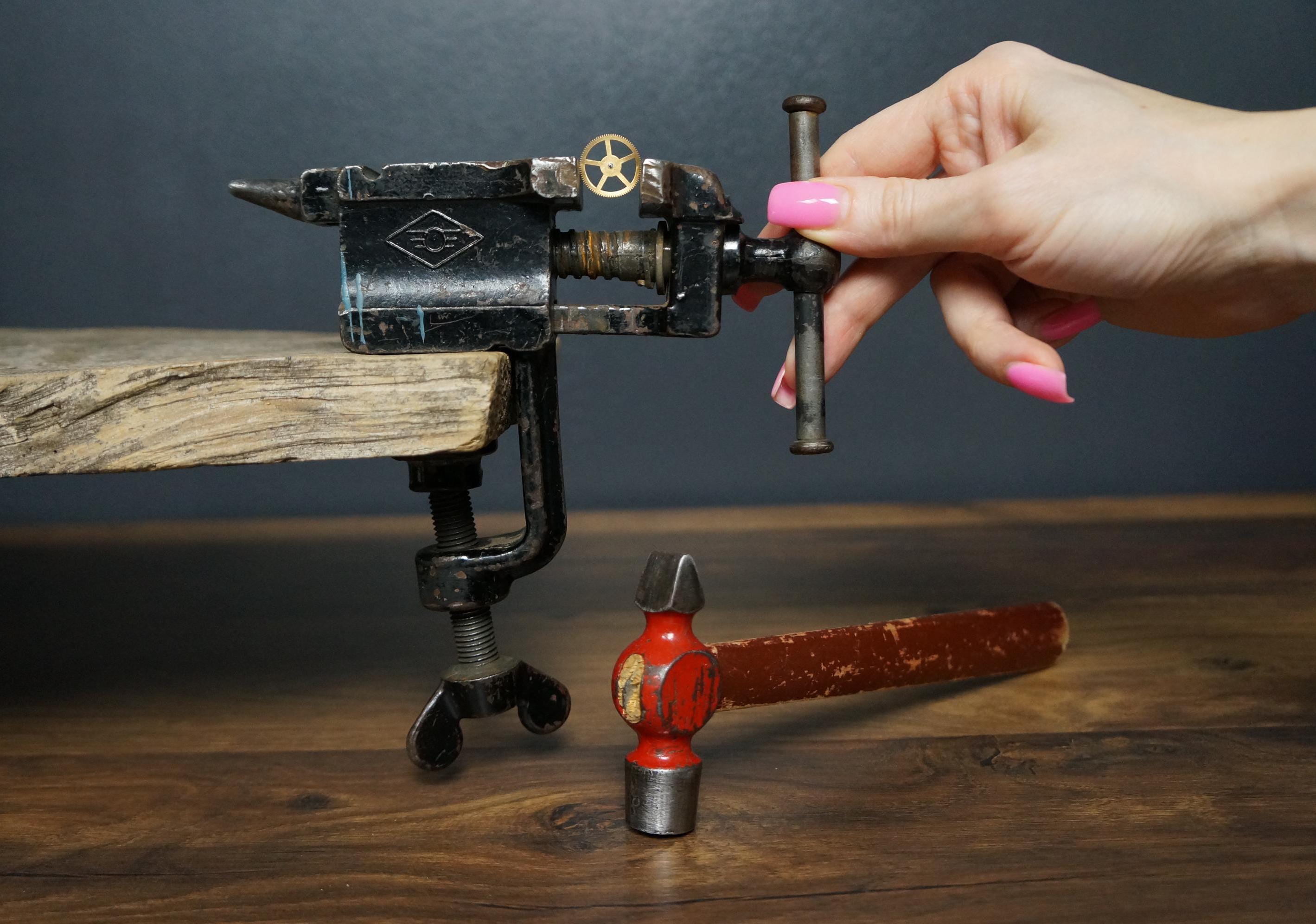 Antique Bench Vise - Etsy UK