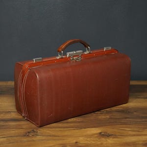 maleta vintage, bolso, maletín de médico, bolso vintage, maletín vintage, maletín de cuero, equipo de teatro, bolso marrón, maletín marrón