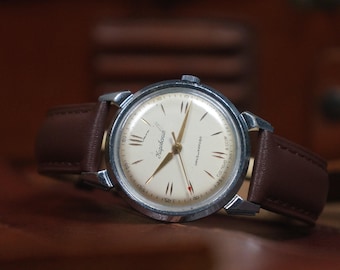 Vintage Kirovskie Mechanische Uhr, USSR hergestellt, 1950er Jahre