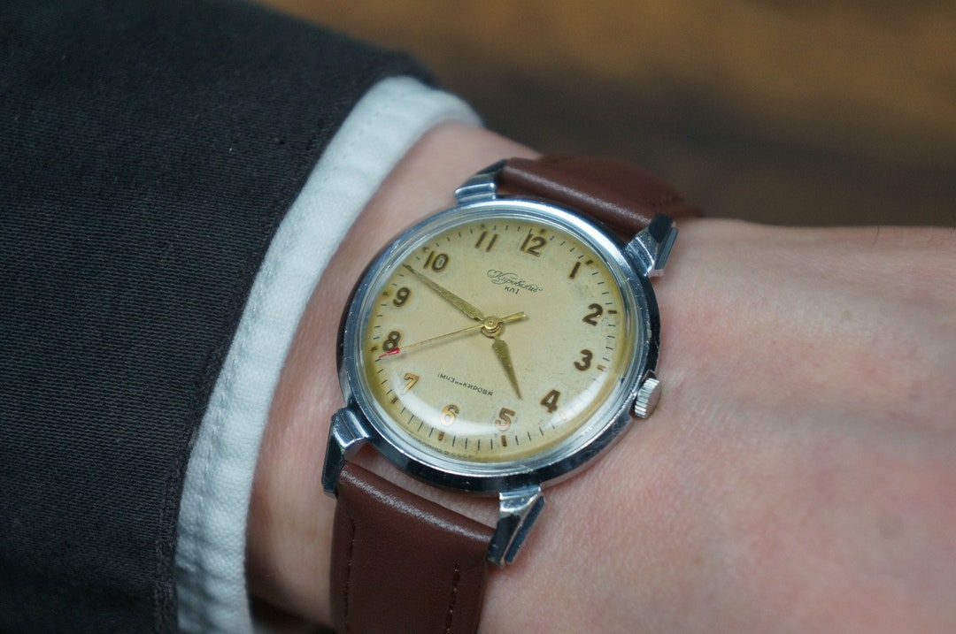 Kirovskie 2408 Vintage Original Soviet Machanical Classic
