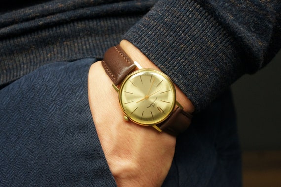 Unique watch, Old watch, Watch mechanical, Luch wa