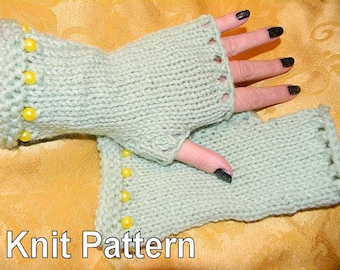 Fingerlose Handschuhe mit Strickmuster