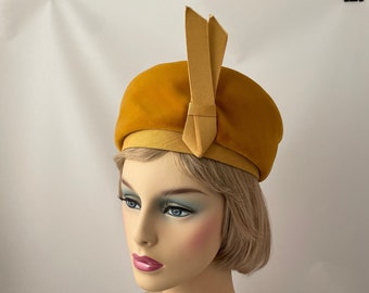 Ladies vintage hat, 1960s hat, 1960s pillbox hat, 1960s yellow hat, Retro hat, Mid-century hat, Marvelous Mrs. Maisel, Mod hat, 1960s