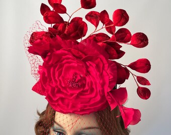 90s Vintage D. Meucci Red Italian Women\'s Straw Derby Hat 2Vintage Straw/Silk Derby Hat Red Tulle Bow Floral Feathers  main image 2