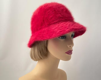 Ladies winter hat, Kangol winter hat, Kangol furgora, Angora hat, Winter hat, pink winter hat, Furry hat, British hat, Winter travel hat
