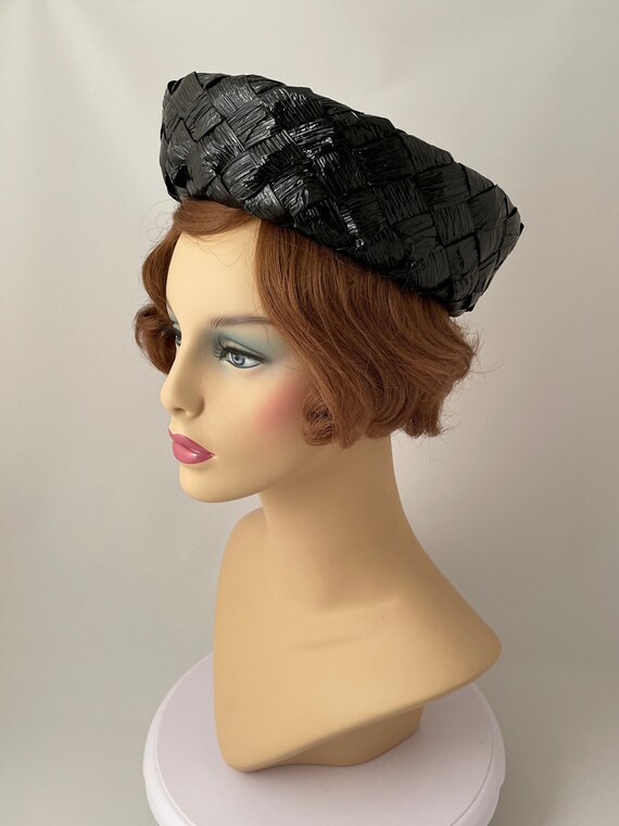 Ladies vintage hat, 1960s hat, 1960s pillbox hat, 196… Gem