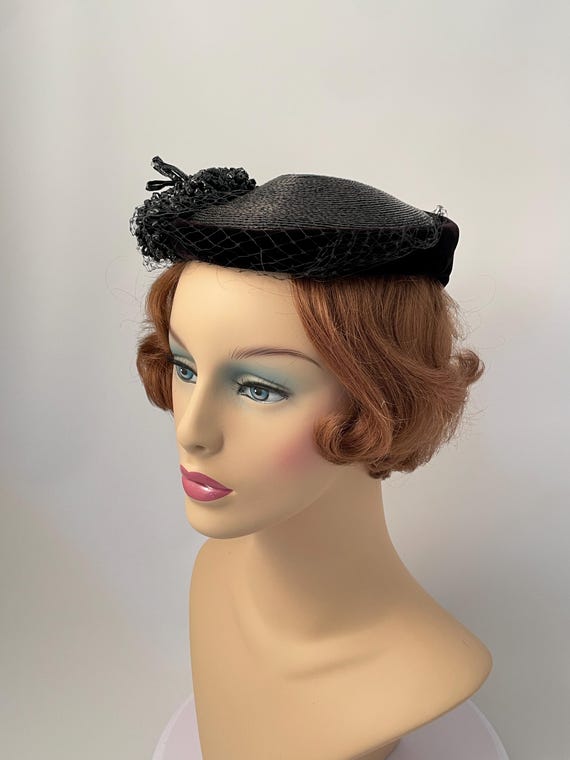 Ladies 1950s hat, 1950s black hat, Veil hat, 1950s clothing, Cocktail hat, Black cocktail hat, Retro hat, Mid-century hat View 2