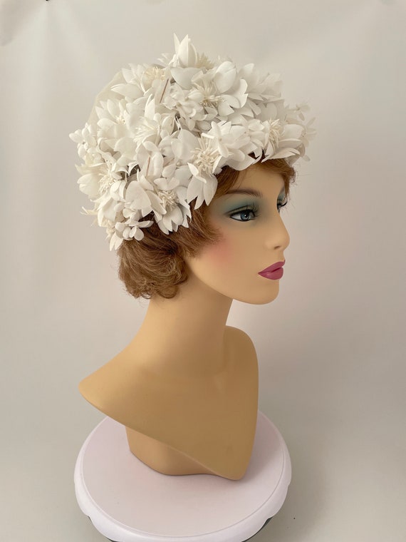 Ladies vintage hat, 1960s hat, Schiaparelli hat, 1