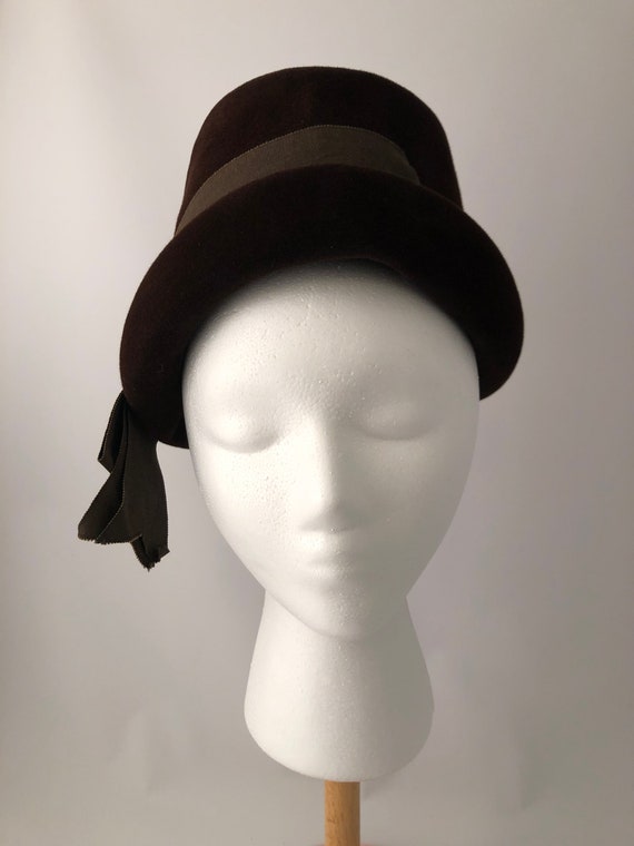 Ladies vintage hat, 1940's hat, Brown felt hat, La