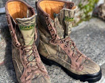 Danner Cabela display picture 2