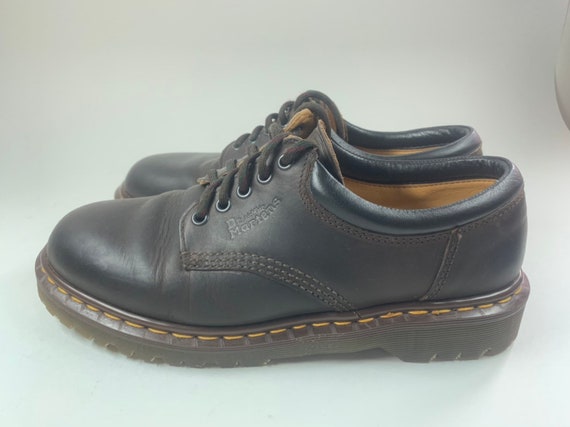 Low top shop doc martins