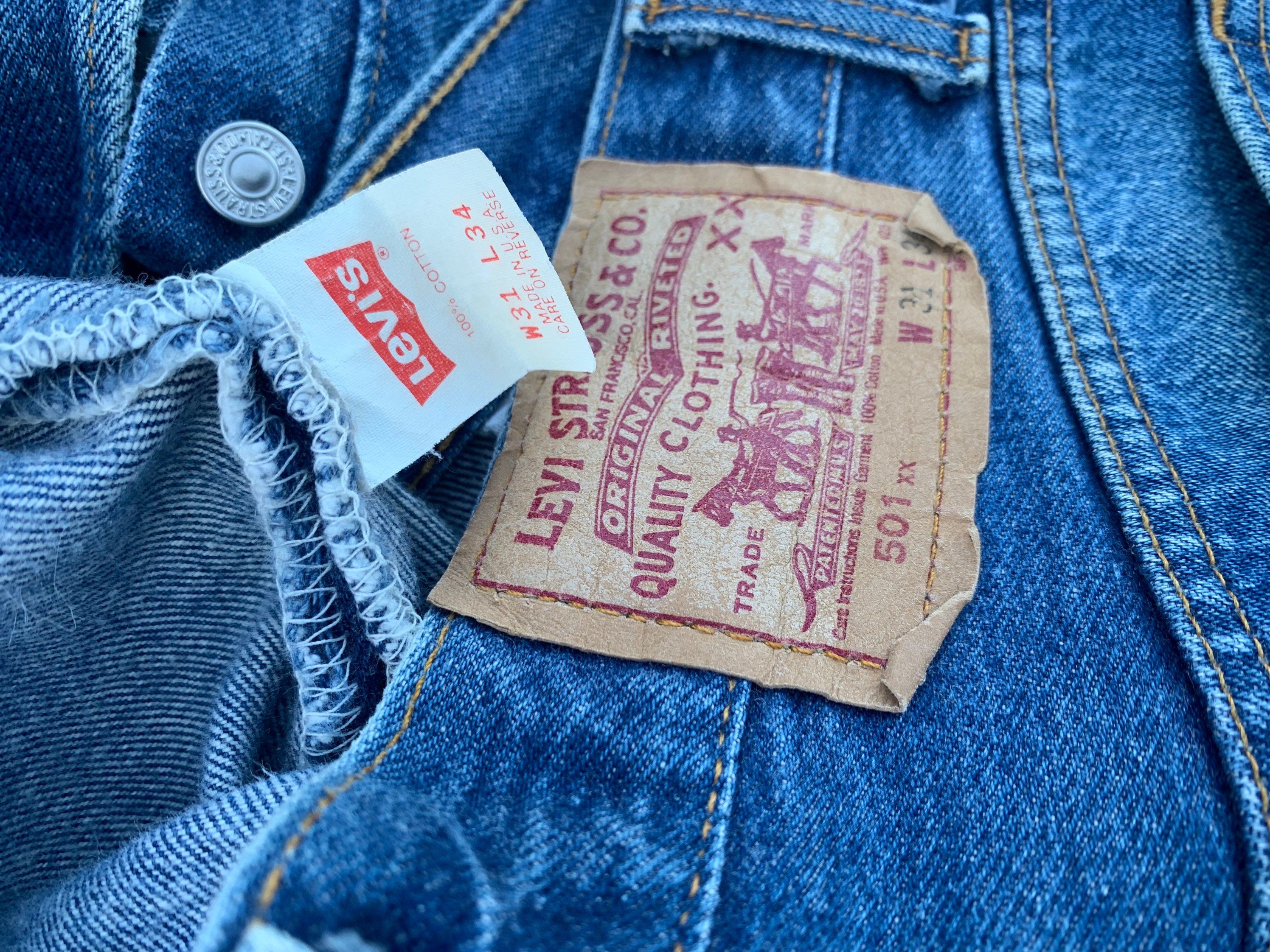 Vintage Levi's W31 X L34 501 Blue Denim Jeans Made in the
