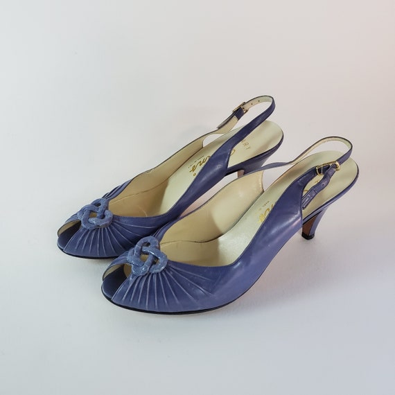 periwinkle blue pumps
