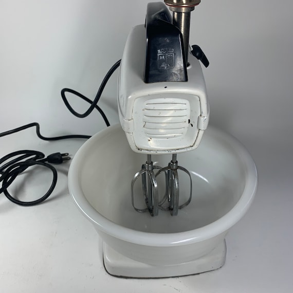 Vintage Mid Century Montgomery Ward Stand Mixer With Two Beaters