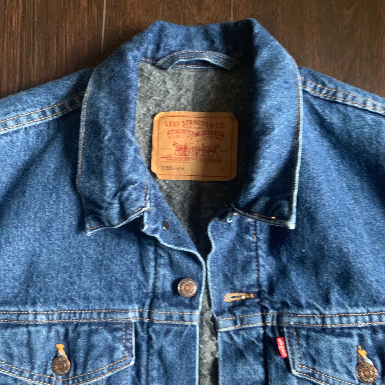 Vintage Levi's Blue Denim Jean Jacket Western Button up Felt