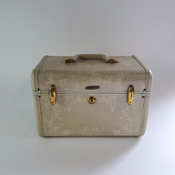 samsonite cosmetic bag