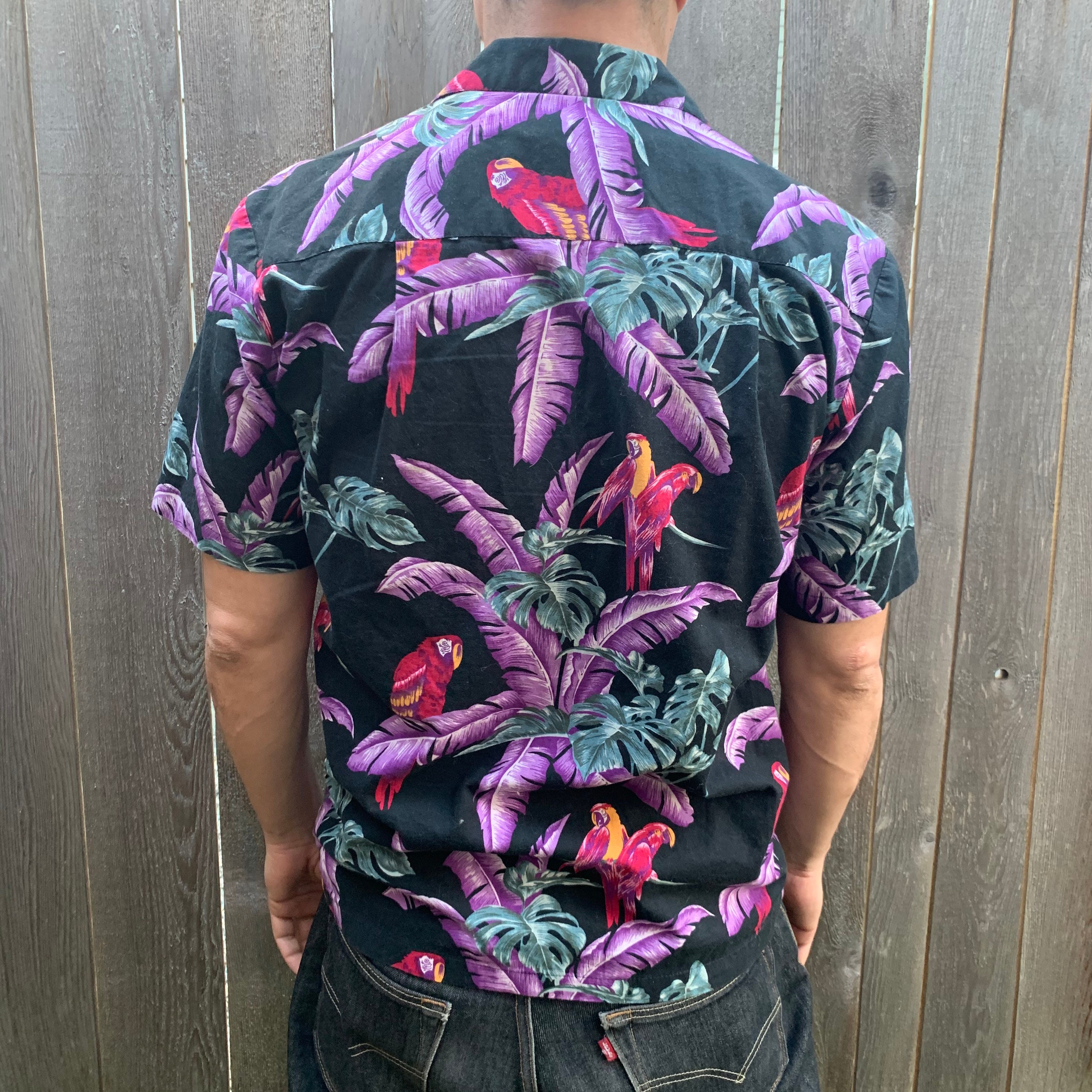 VINTAGE Hutspah Hawaiian Button Shirt Hummingbird Butterfly Parrot