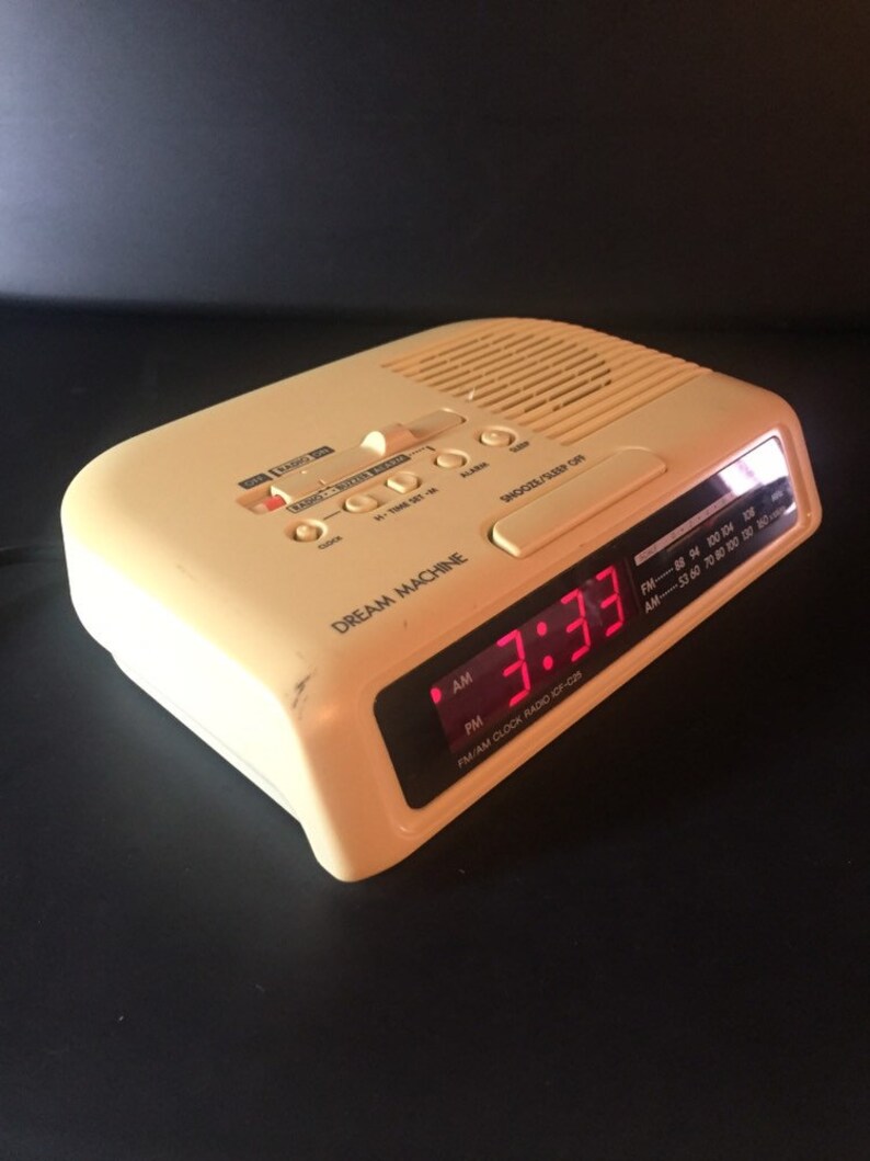 Vintage Sony Dream Machine Digital Alarm Clock And Am Fm Radio Sony Dream Machine Digital Alarm Clock