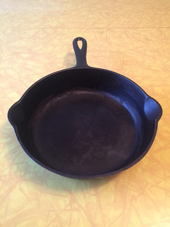 S. R. and Co. Cast Iron Skillet Pan Griddle Stove to Oven Small 8 Diameter  