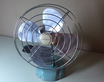 Ventilador de mesa de escritorio turquesa esquimal vintage con base móvil