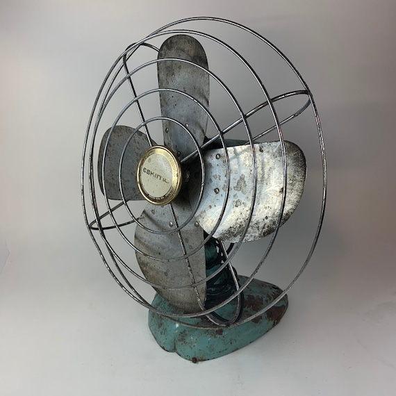 Vintage Eskimo Turquoise Desk Table Fan Movable Base Working