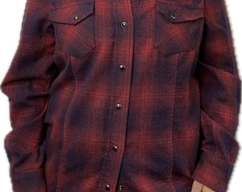 Vintage Pendleton Pearl Snap Women’s Burgundy Purple Wool Plaid Cowboy Cut Shirt Size Women’s Large