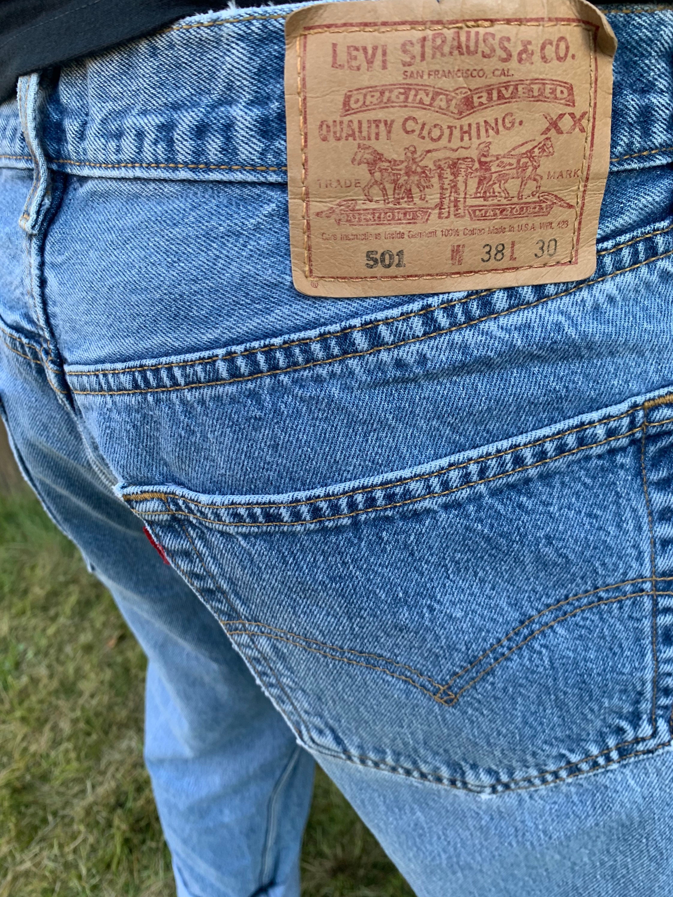 Vintage Levi's W38 X L30 Light Blue Denim Jeans Boot Cut