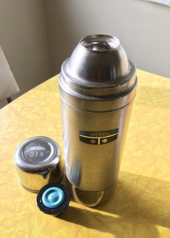 Beautiful Vintage Stanley Thermos Silver Lid & Green w/ Cup