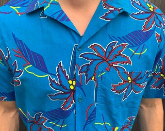 ORCAE Men's Retro Hippie Ocean Wave Hawaiian Shirt - Regular Fit Short Sleeve Button-Down, 100% Polyester, Sizes S-5XL