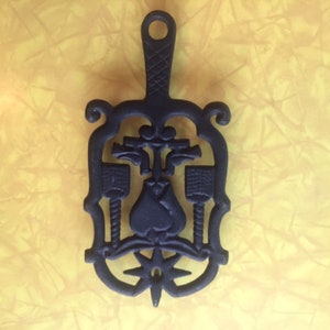 Vintage 1940's J.Z.H. Cast Iron Bird Heart Design Trivet Wall Decor