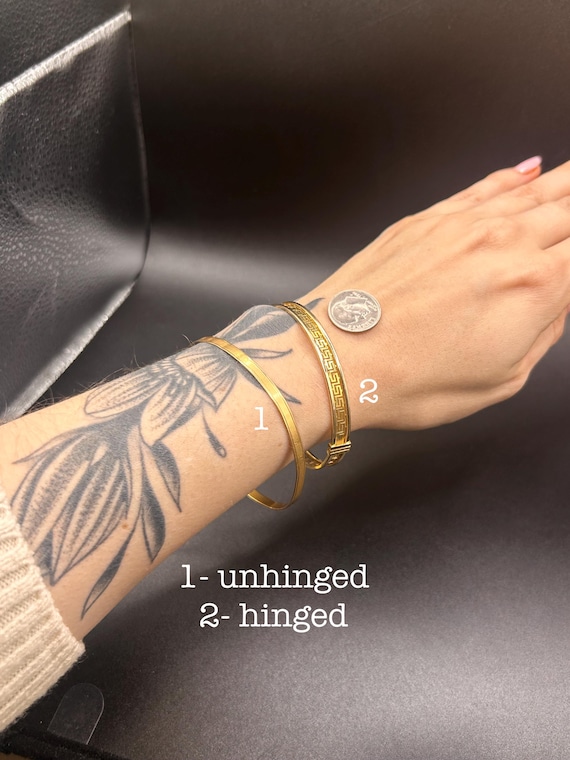 Estate Stackable 18k Gold Mixed Bangle Bracelets … - image 1