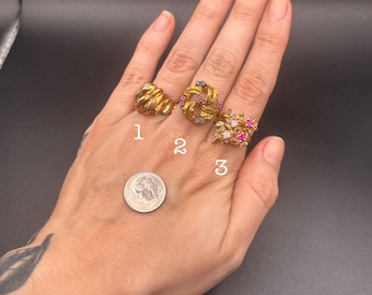 Estate Stackable 10k Gold Mixed Rings Bands  - 5/11 - LOT L