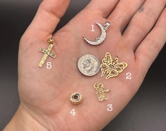 Estate Stackable 14k Gold Mixed Pendants Charms - 9/25 - LOT S