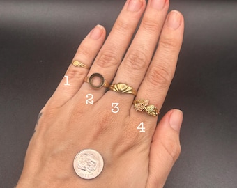 Estate Stackable 10k Gold Mixed Rings Bands  - 5/11 - LOT N