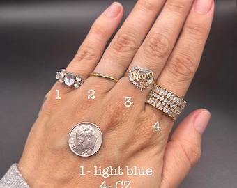 Estate Stackable 10k Gold Mixed Rings Bands - 6/22 - LOT N