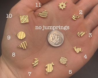 Estate Stackable 14k Gold Mixed Pendant Charms - 6/19 - LOT M