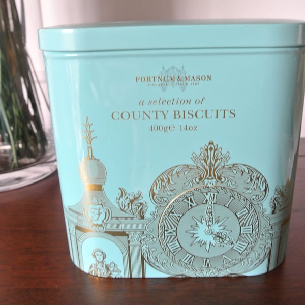 Metal box - county biscuits - Fortnum & Mason - collection