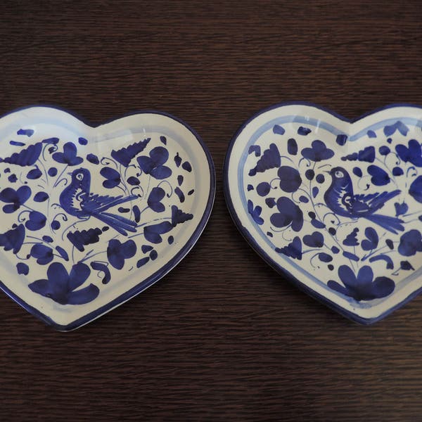 Ceramic plates - White and blue heart - Italy