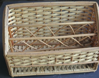 Letter holder - storage basket - wicker