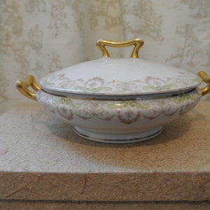 Antique casserole - serving dish - Elite Limoges - France -