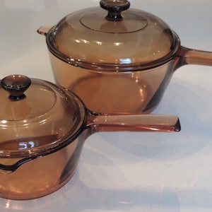 Set of two Corning Ware cauldrons