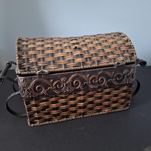 Wicker and metal basket - Storage basket - Vintage