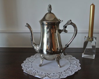 Silver teapot on feet - vintage