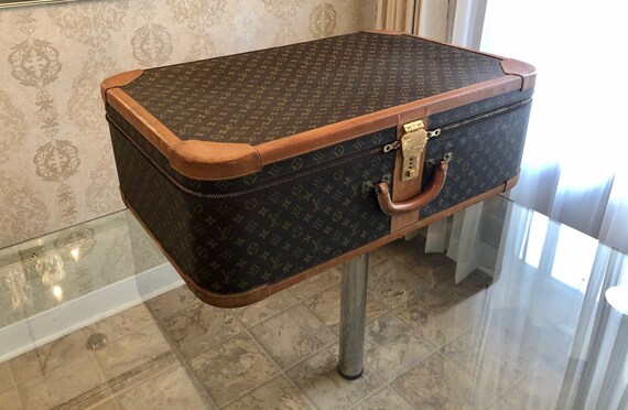 lv travel case