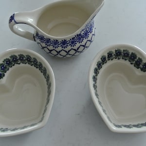 Set (three pieces) bowls and sauce boat - Boleslawiec - Poland