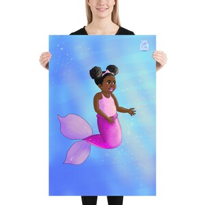 ¡Cartel de sirena! Decoración de habitación para niños pequeños de Little LiLi, arte de sirena, póster para niños "Happy Mermaid Learning" con colores brillantes. ¡Regalo perfecto!