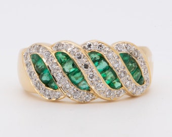 Unique Emerald Cabochon and Diamond Band 18K Gold Alternative Bride Modern Designer Jewelry OOAK Unique Anniversary Gift For Her R6718