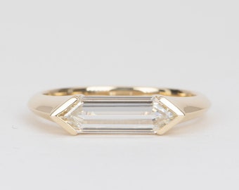 1.61ct Elongated Hexagon Lab Diamond Signet Engagement Ring 14K Gold IGI Certificate Unique Design Modern Minimalist Stunner Bridal R6575