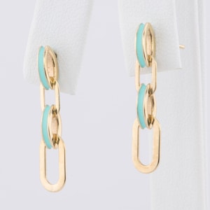 Pendientes pequeños de aro con esmalte azul y oro de 14 quilates, 26 x 6 mm, R3178. Joyería fina cómoda y a la moda. Regalo de aniversario auténtico.