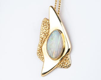 14K Gold Solid Australian Opal Tropical Fish Pendant Bright Red Flashes Heavy 12.5g V1063